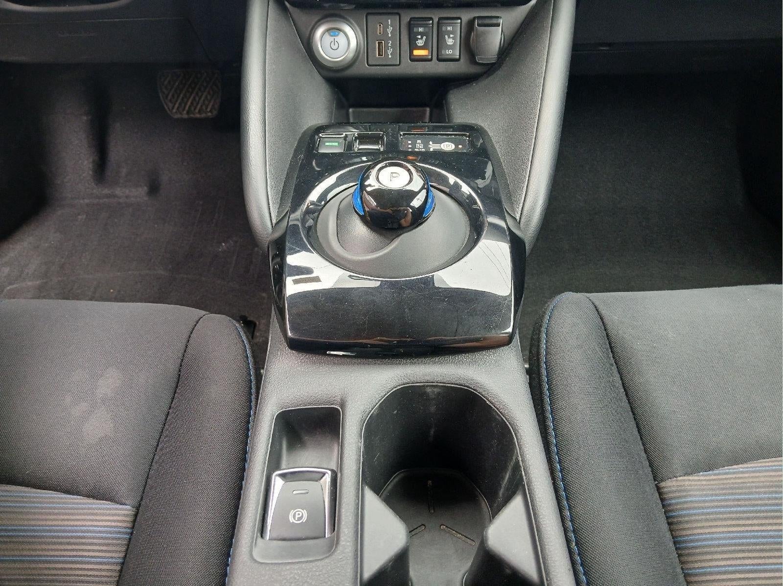 2022 Nissan Leaf SV PLUS
