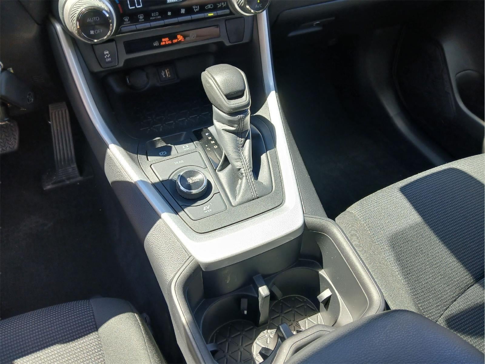 2024 Toyota RAV4 HYBRID LE AWD
