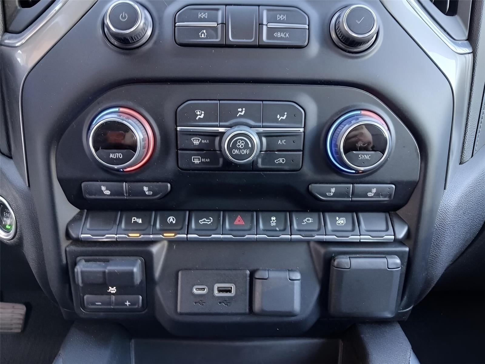 2020 Chevrolet Silverado RST