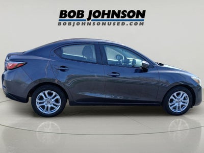 2017 Toyota Yaris iA Base