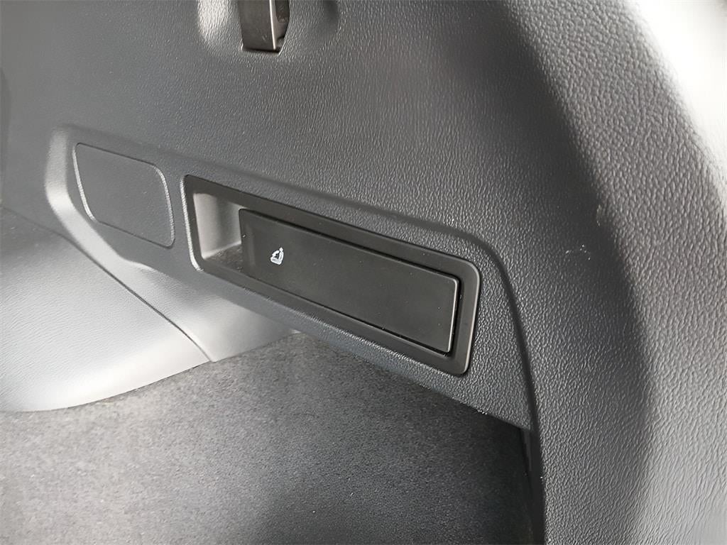 2018 Volkswagen Tiguan S