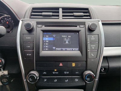 2017 Toyota CAMRY SE