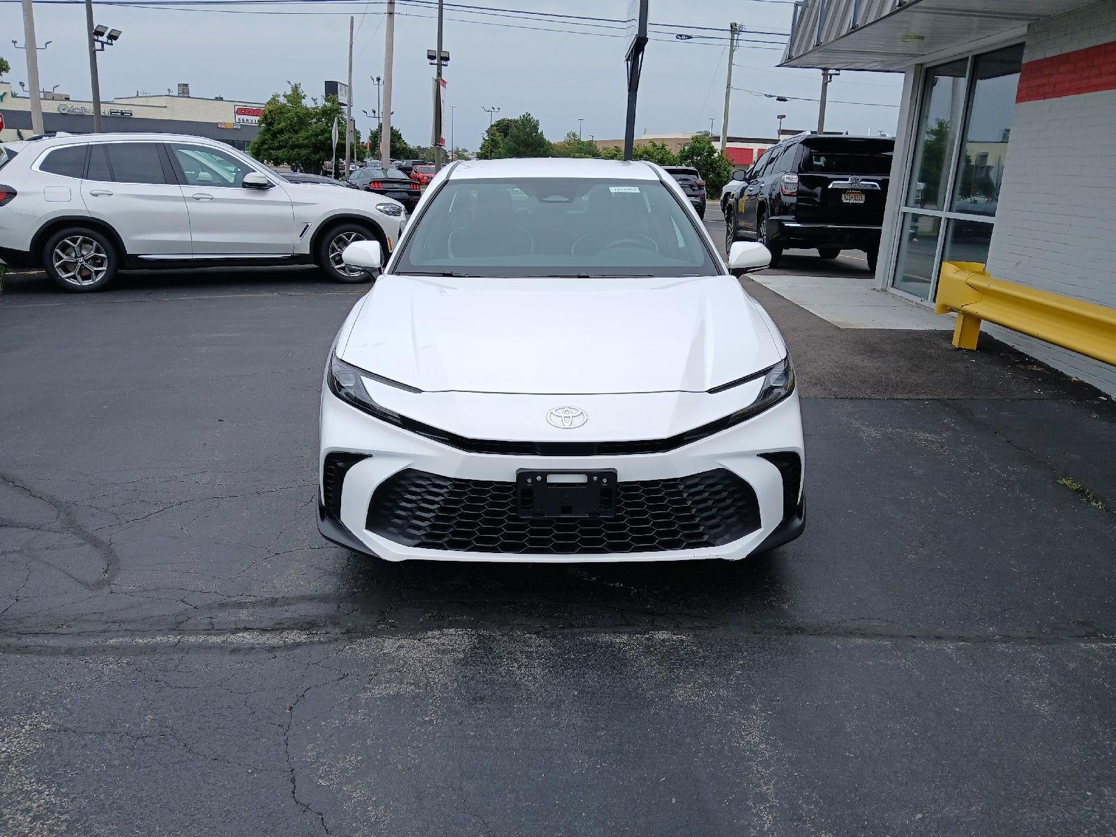 2025 Toyota Camry SE AWD