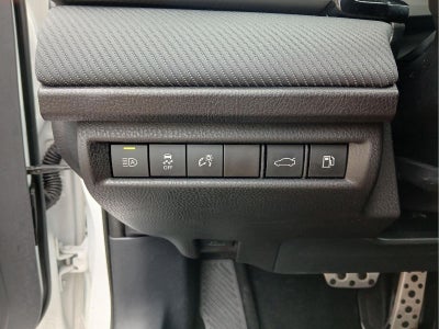 2025 Toyota Camry SE AWD