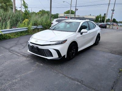 2025 Toyota Camry SE AWD
