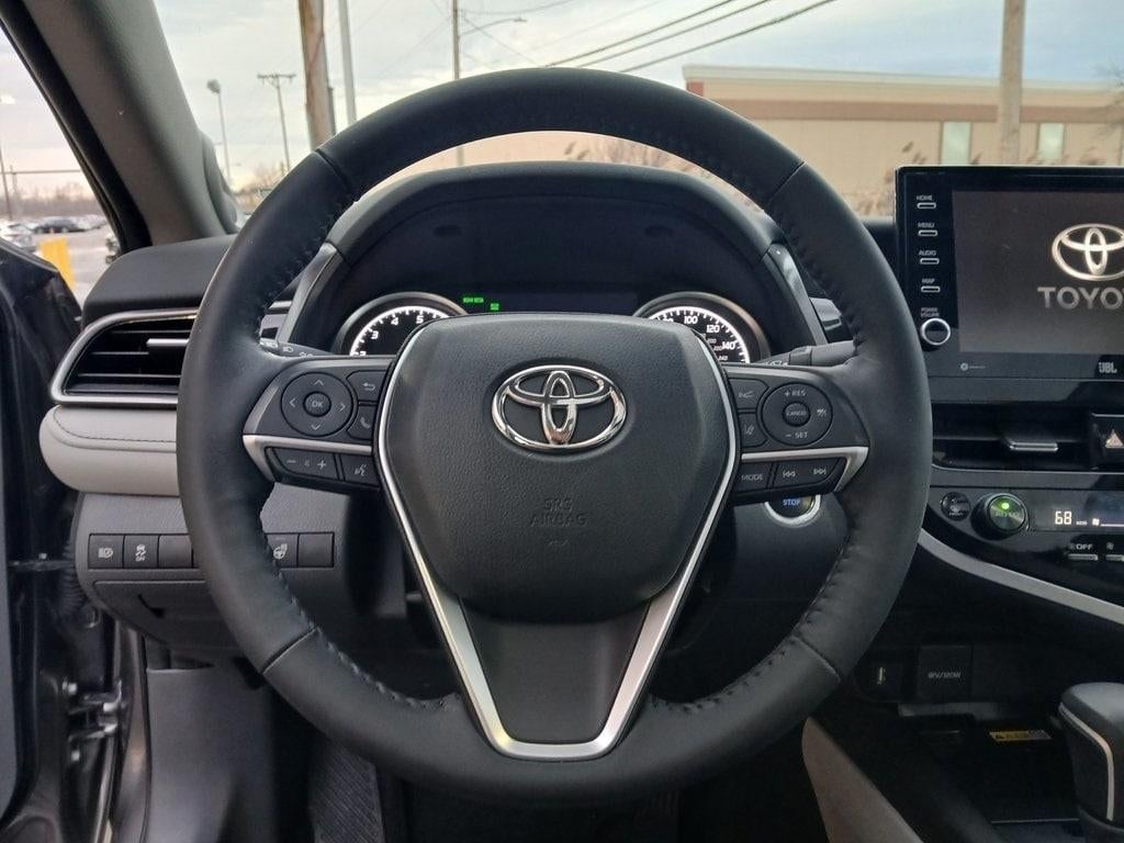 2023 Toyota CAMRY XLE
