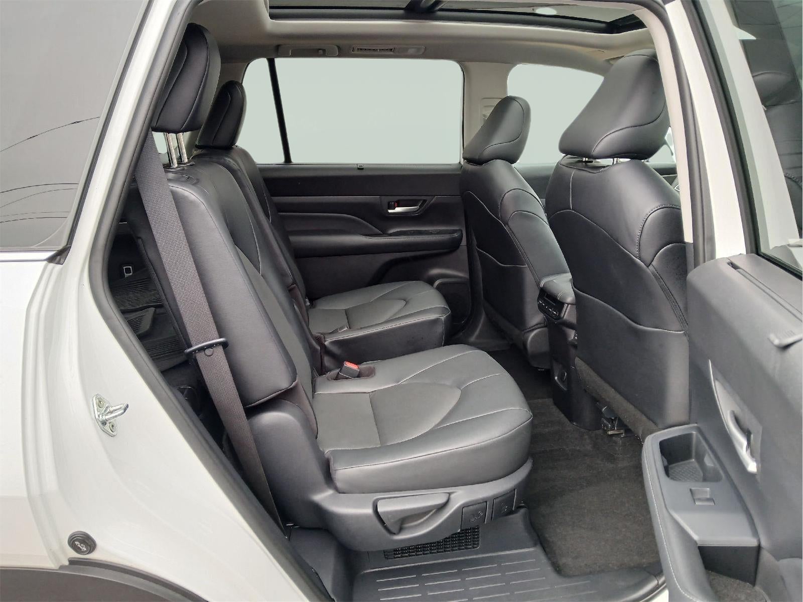 2024 Toyota GRAND HIGHLANDER HV XLE **SMART BUY $700/Monthly**