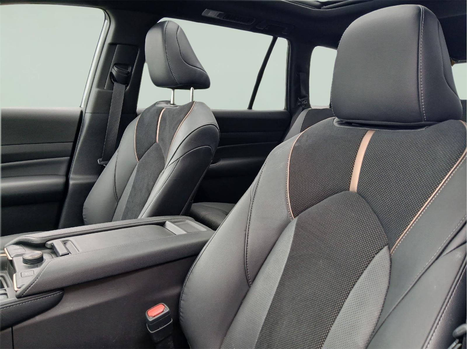 2025 Toyota Grand Highlander Hybrid MAX Platinum