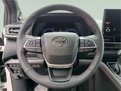 2025 Toyota SIENNA XSE AWD XSE