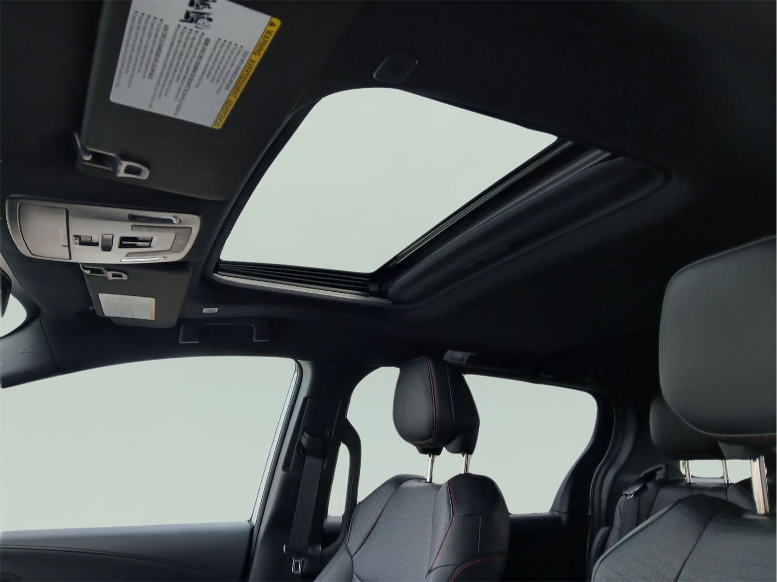 2025 Toyota SIENNA XSE AWD XSE