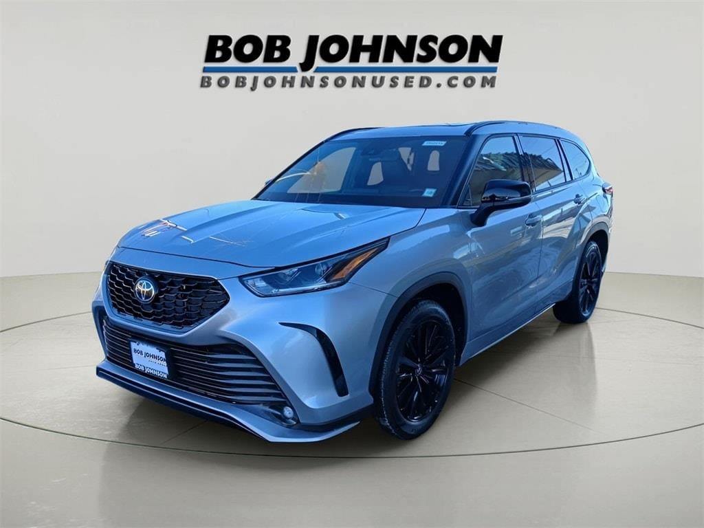 2023 Toyota HIGHLANDER XSE