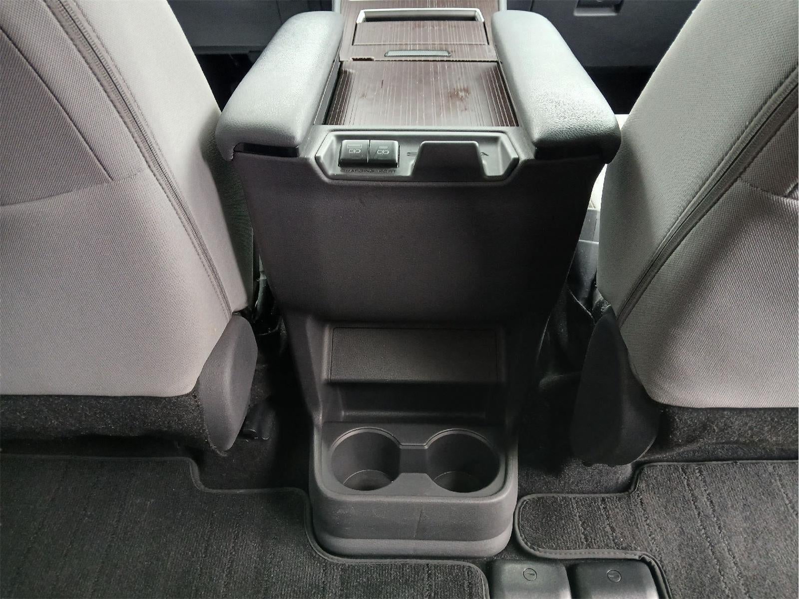 2021 Toyota SIENNA LE LE 8-Passenger