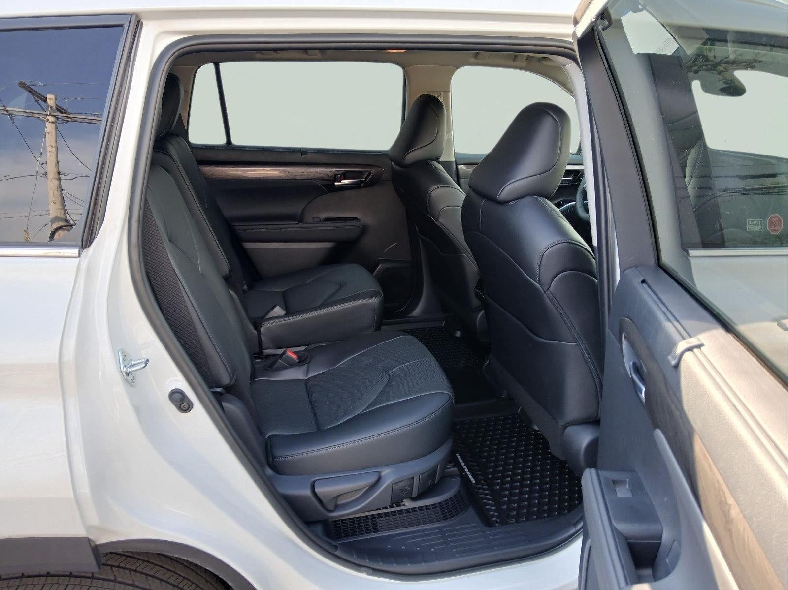 2026 Toyota Highlander Hybrid Limited