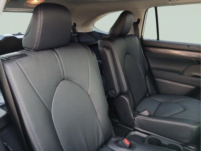 2026 Toyota Highlander Hybrid Limited