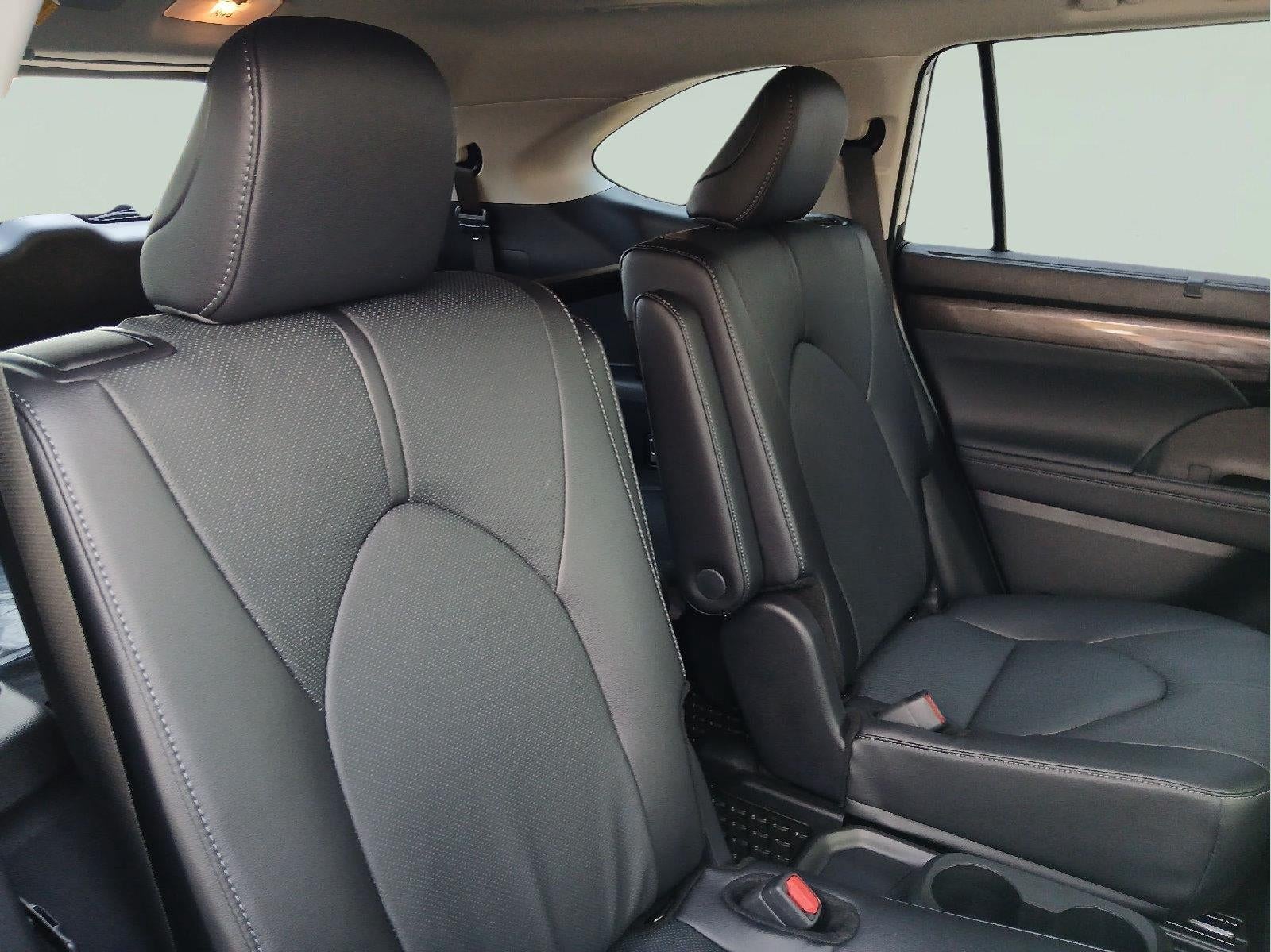 2026 Toyota Highlander Hybrid Limited