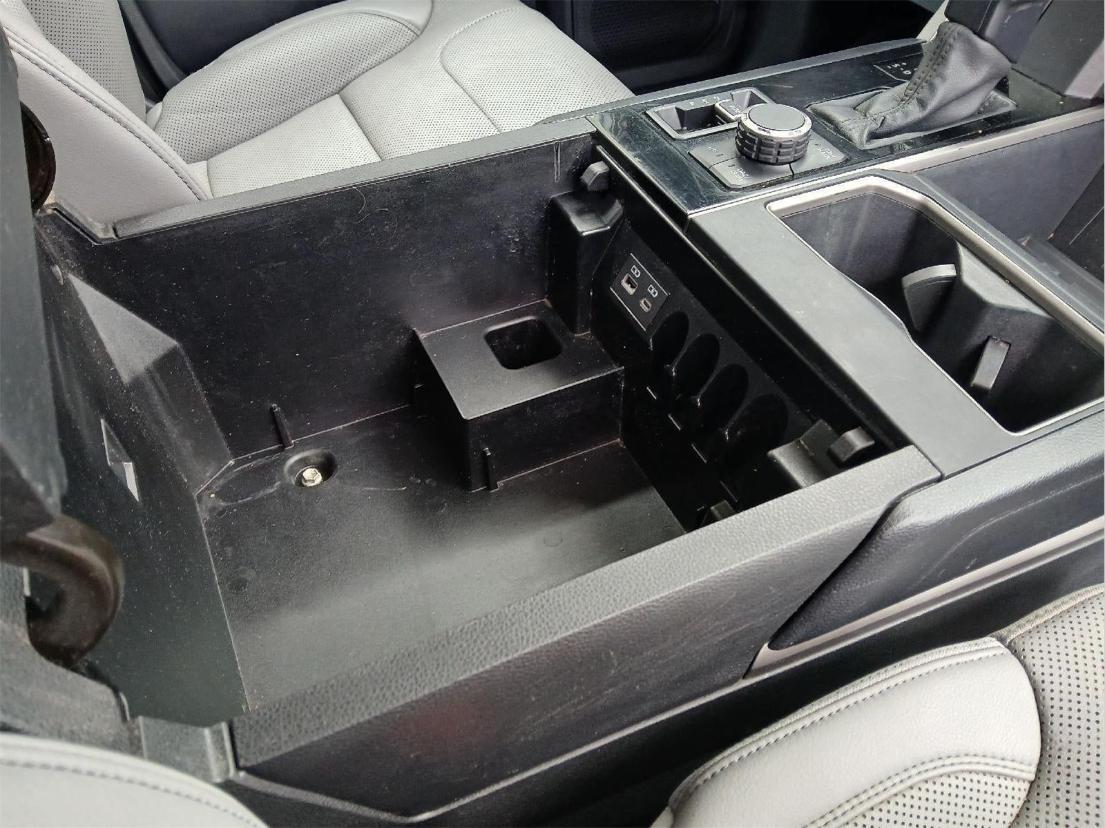 2022 Toyota TUNDRA 4X4 SR5