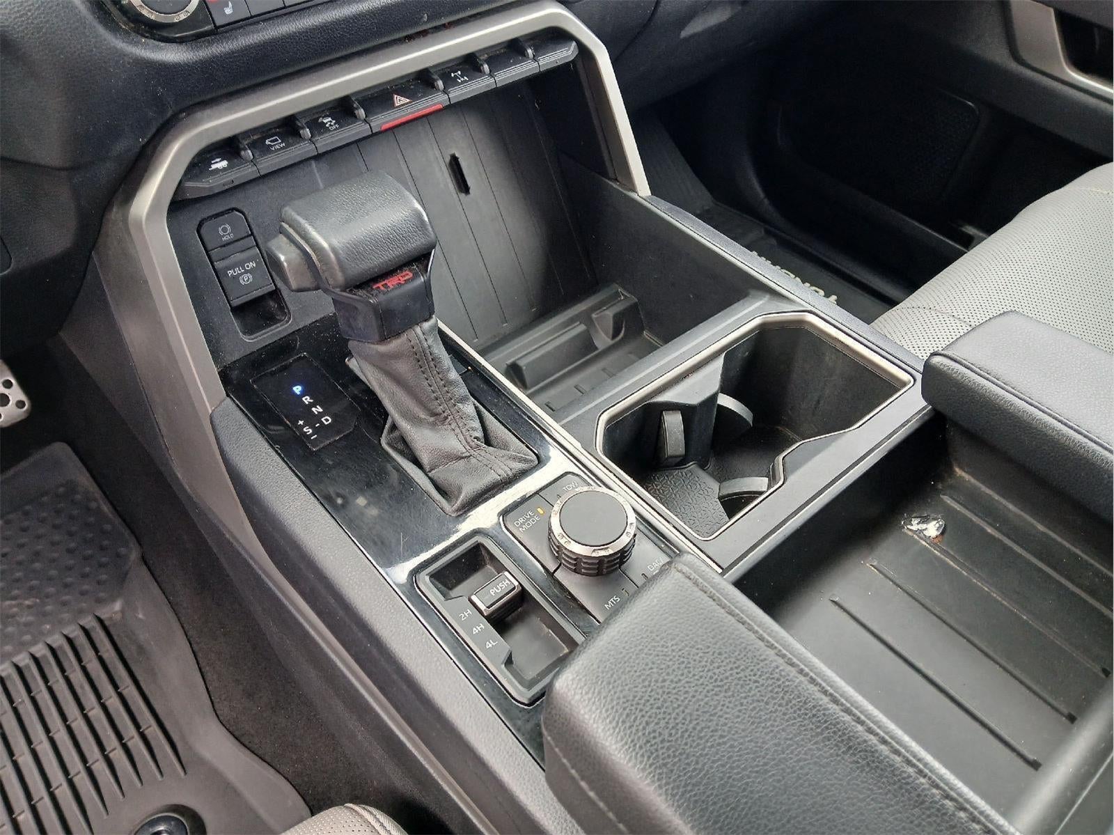 2022 Toyota TUNDRA 4X4 SR5