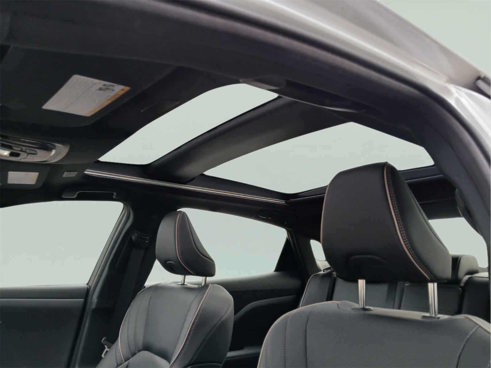 2025 Toyota CROWN PLATINUM AWD **FLEX BUY $595/Monthly**