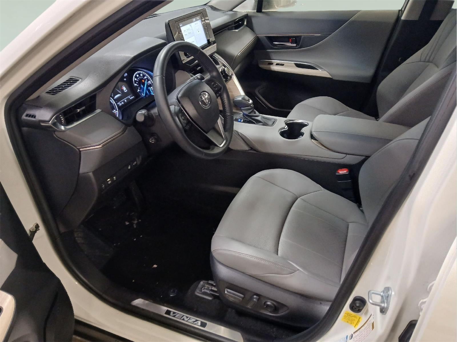 2021 Toyota Venza XLE XLE