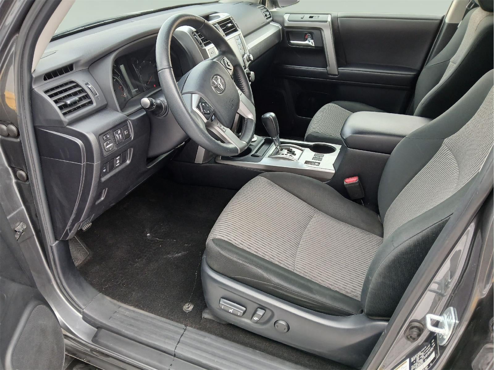 2020 Toyota 4RUNNER SR5