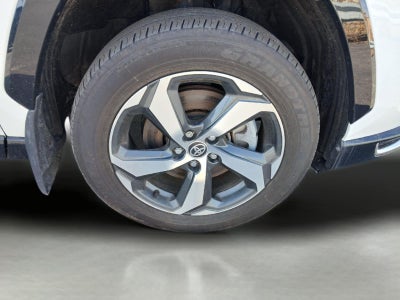 2024 Toyota RAV4 PRIME SE