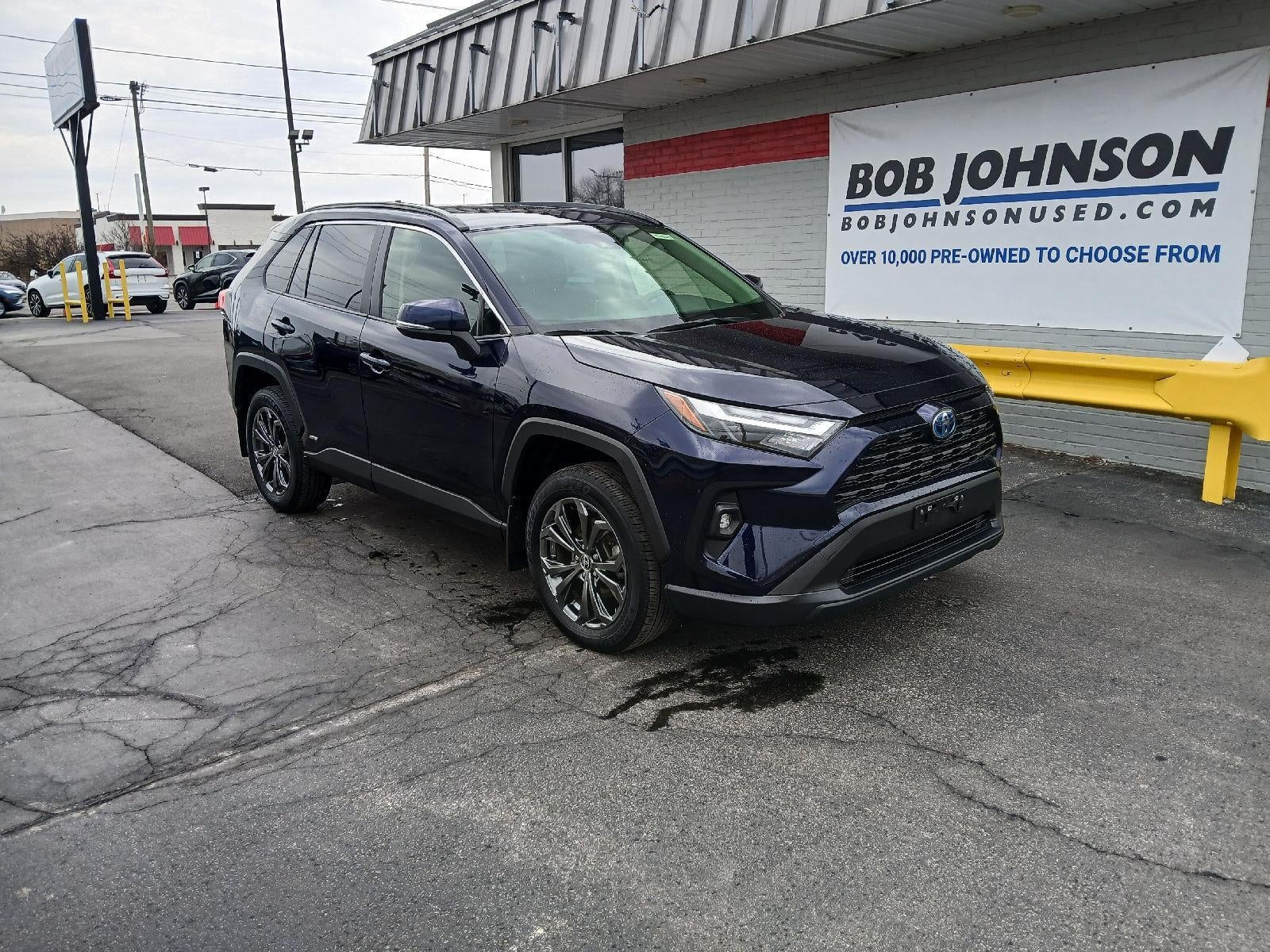 2023 Toyota RAV4 Hybrid XLE Premium