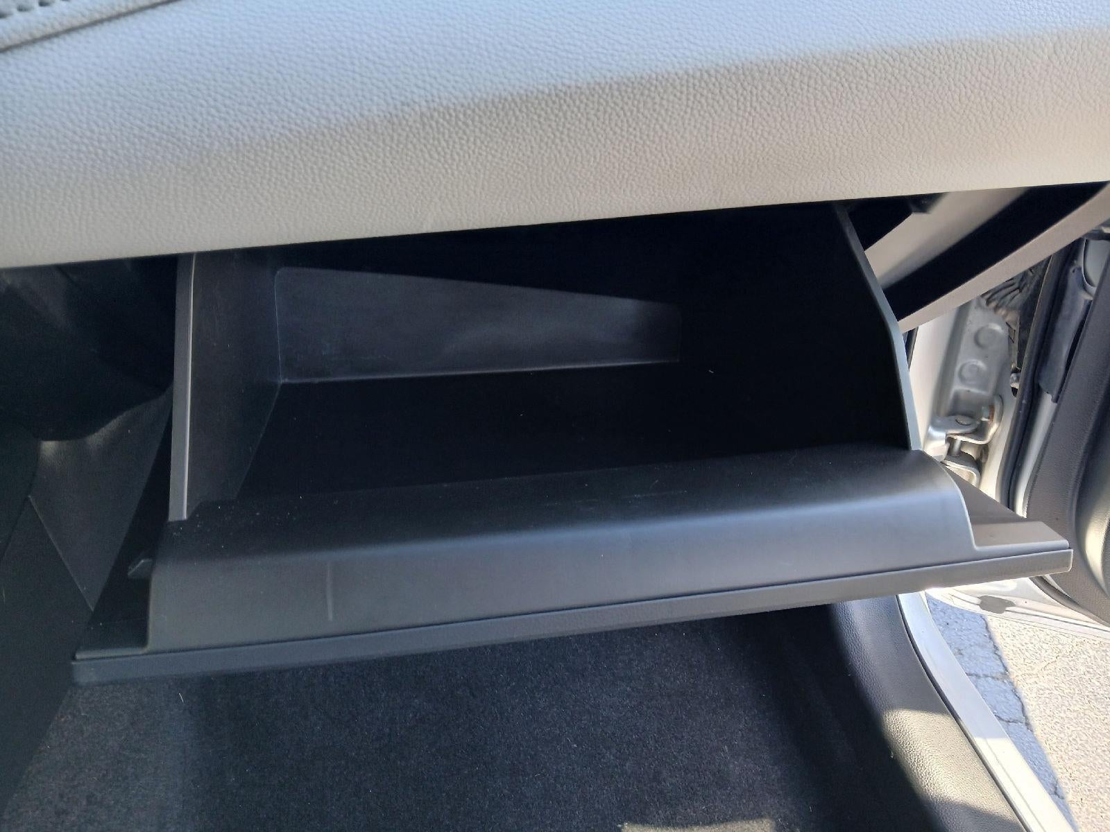 2019 Toyota Corolla Hatchback SE