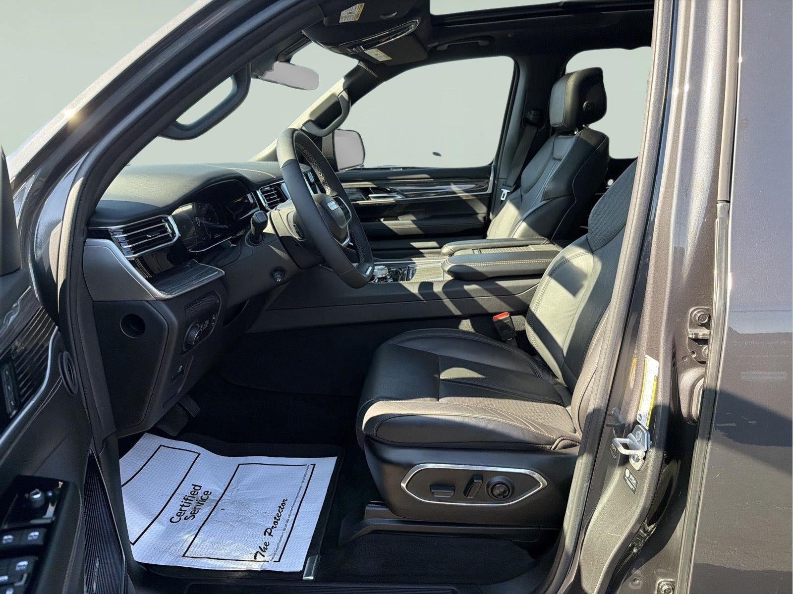 2022 Jeep Wagoneer Series III 4x4