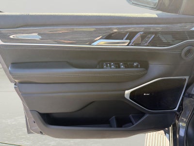 2022 Jeep Wagoneer Series III 4x4