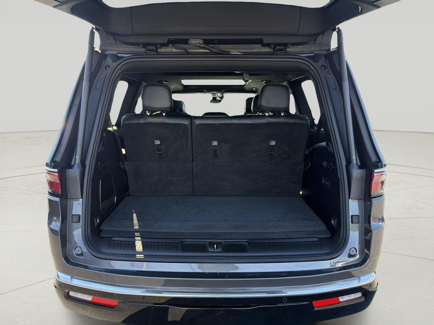 2022 Jeep Wagoneer Series III 4x4