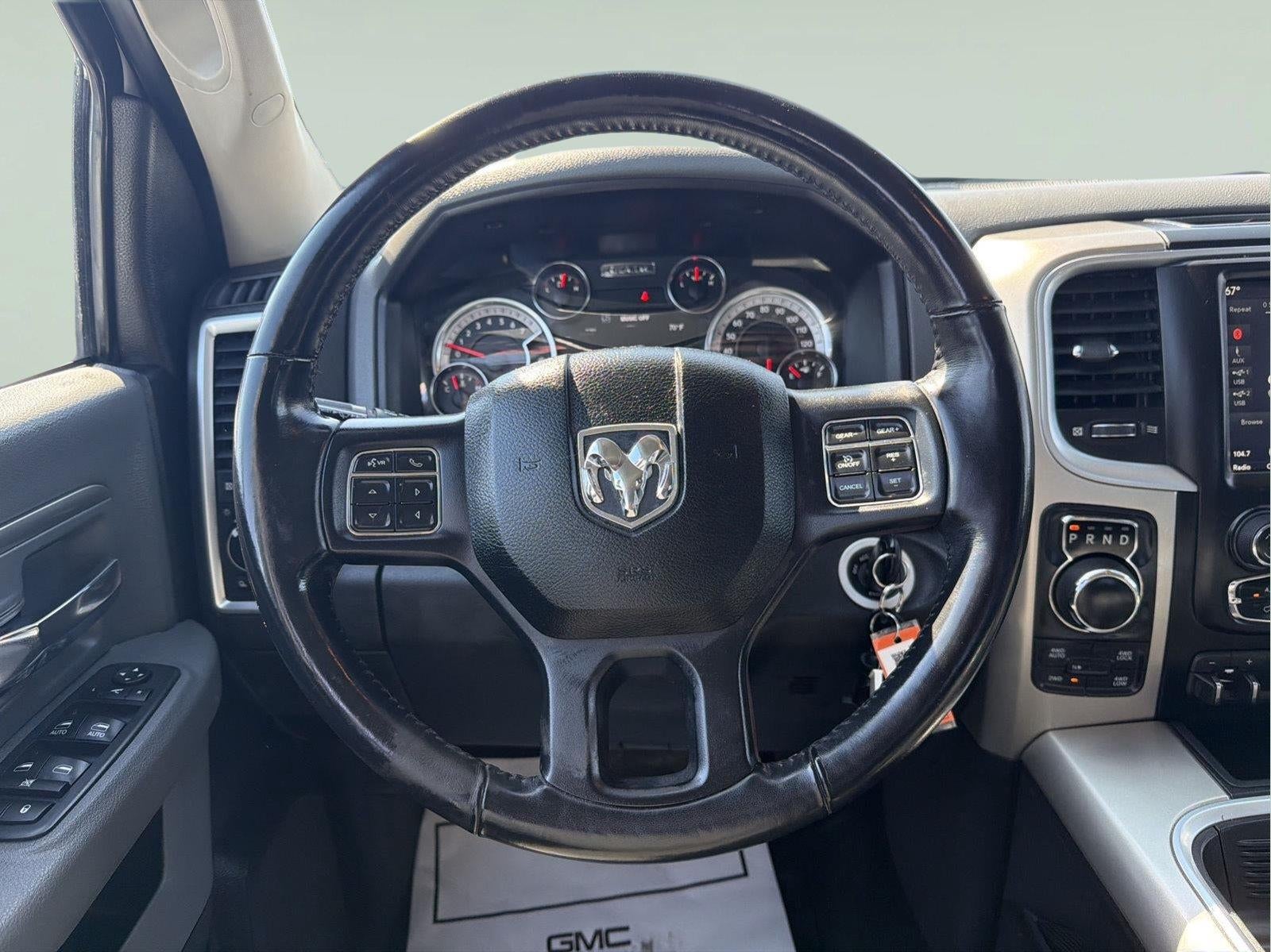 2018 RAM 1500 Big Horn Crew Cab 4x4 5'7" Box