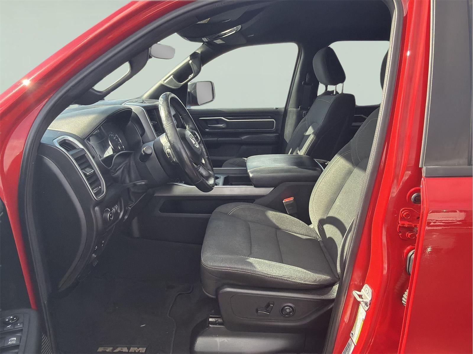 2019 RAM 1500 Big Horn/Lone Star Crew Cab 4x4 5'7" Box