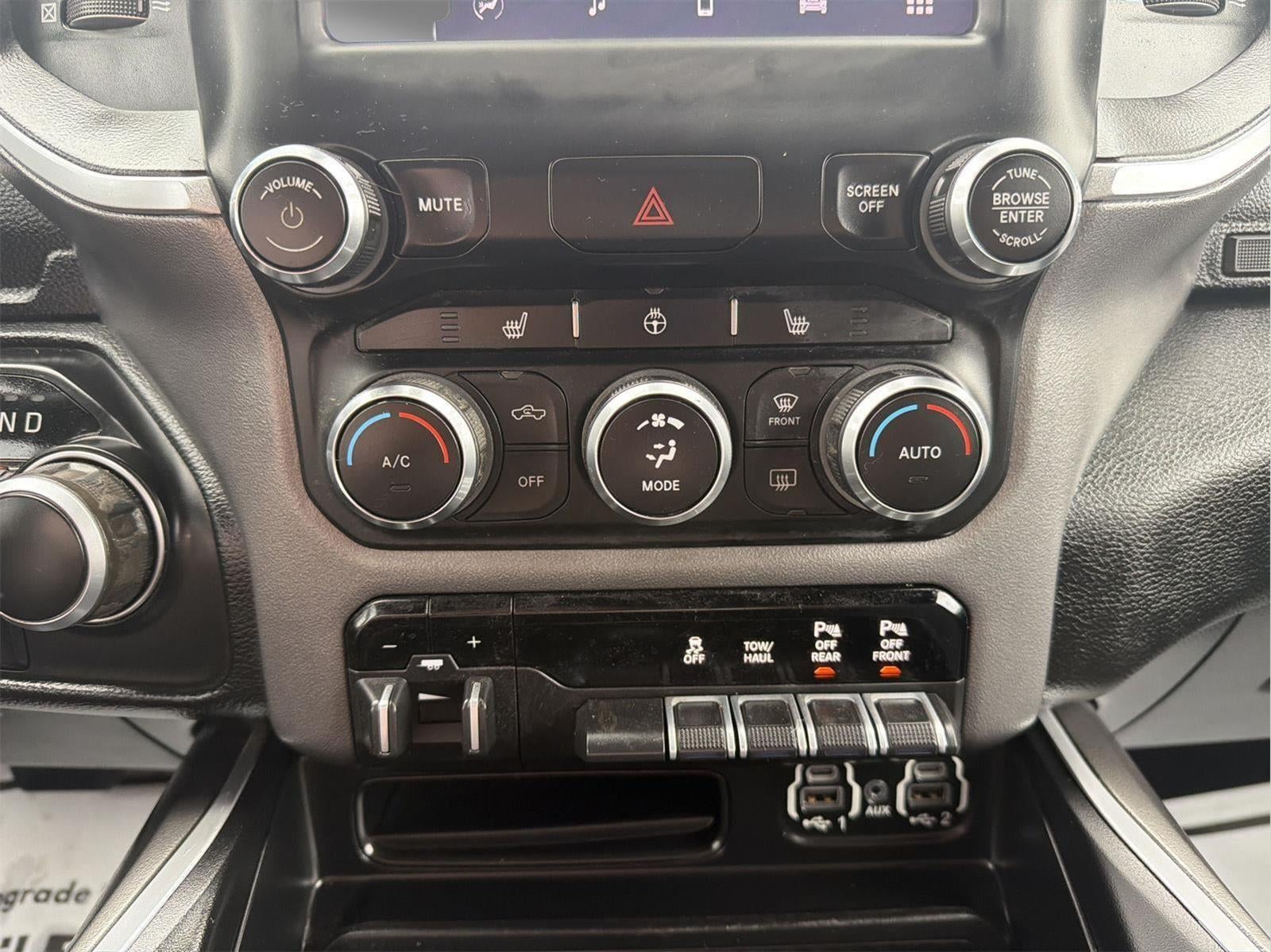 2022 RAM 1500 Big Horn Quad Cab 4x4 6'4" Box