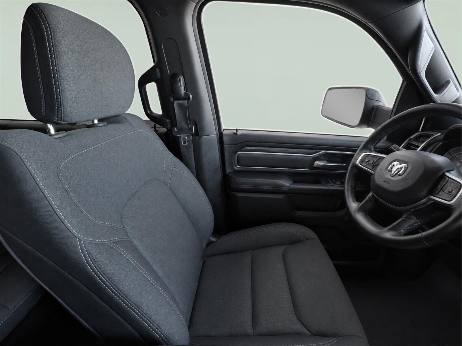 2019 RAM 1500 Big Horn/Lone Star Crew Cab 4x4 5'7" Box