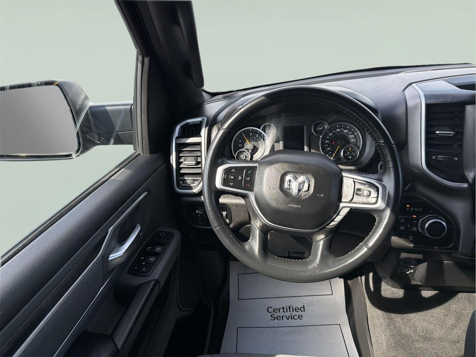 2022 RAM 1500 Big Horn Crew Cab 4x4 5'7" Box