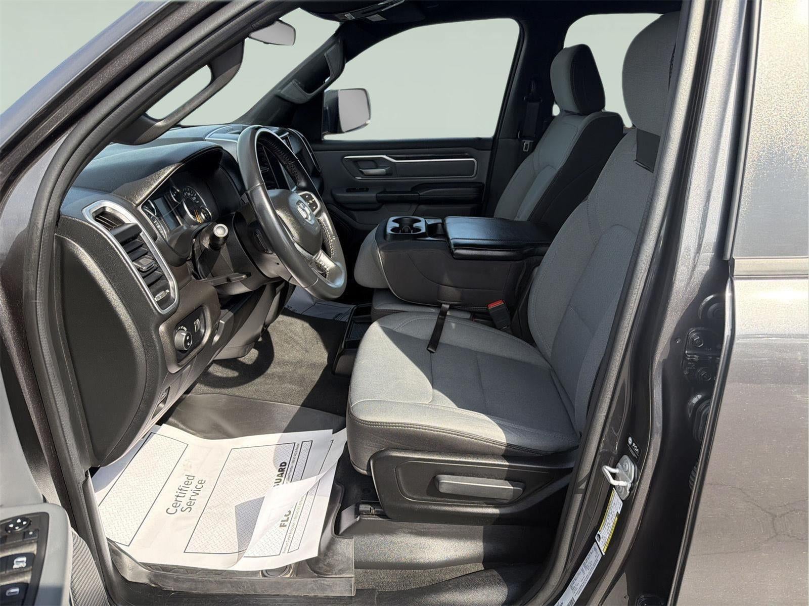 2022 RAM 1500 Big Horn Crew Cab 4x4 5'7" Box