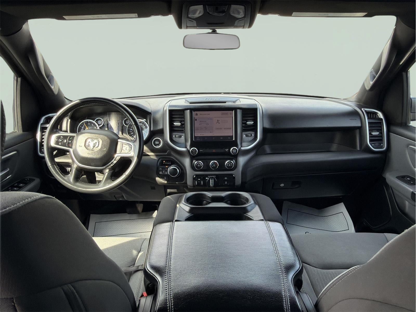 2022 RAM 1500 Big Horn Crew Cab 4x4 5'7" Box