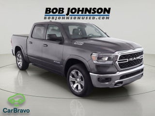2022 RAM 1500 Big Horn Crew Cab 4x4 5'7" Box