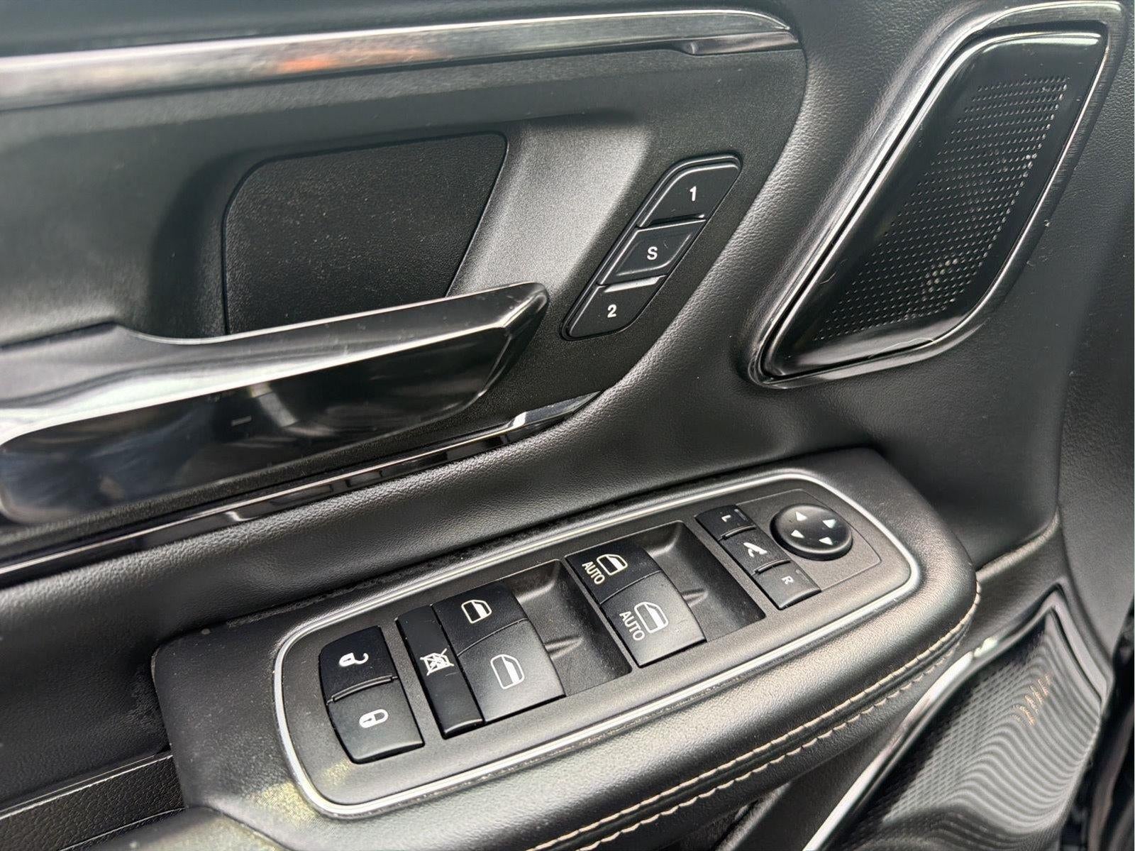 2023 RAM 1500 Limited Crew Cab 4x4 5'7" Box