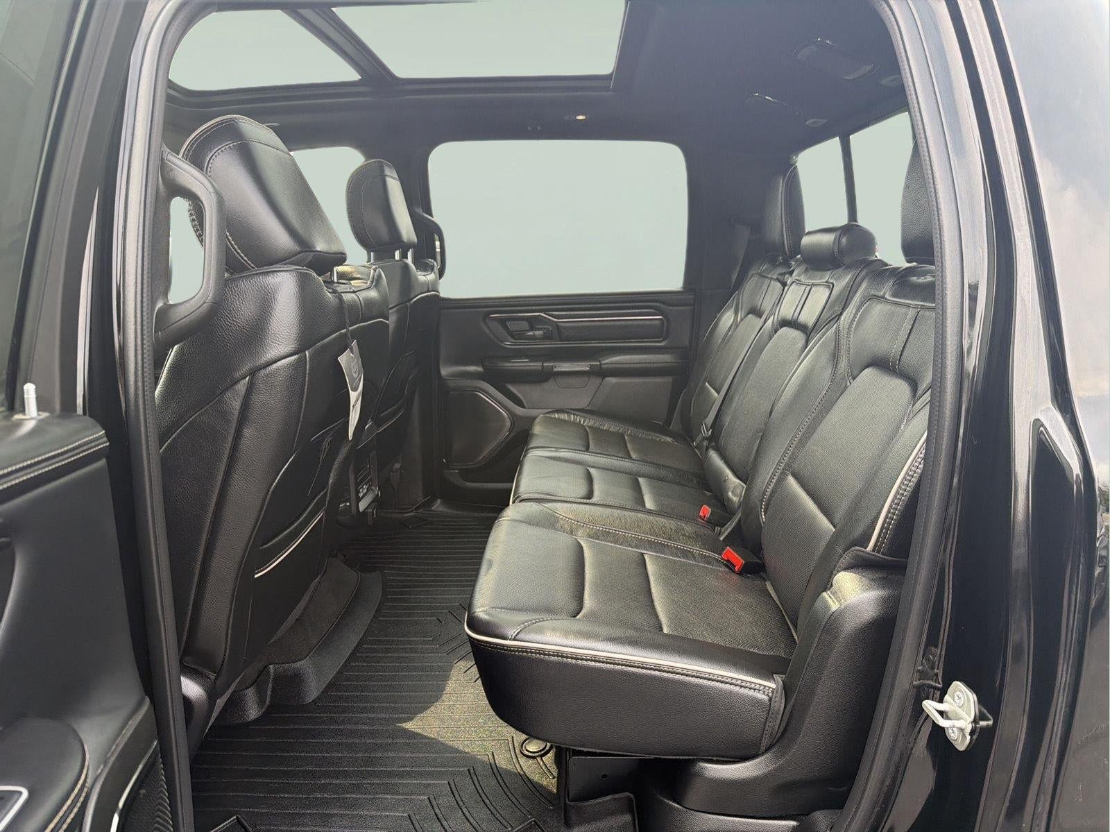 2023 RAM 1500 Limited Crew Cab 4x4 5'7" Box