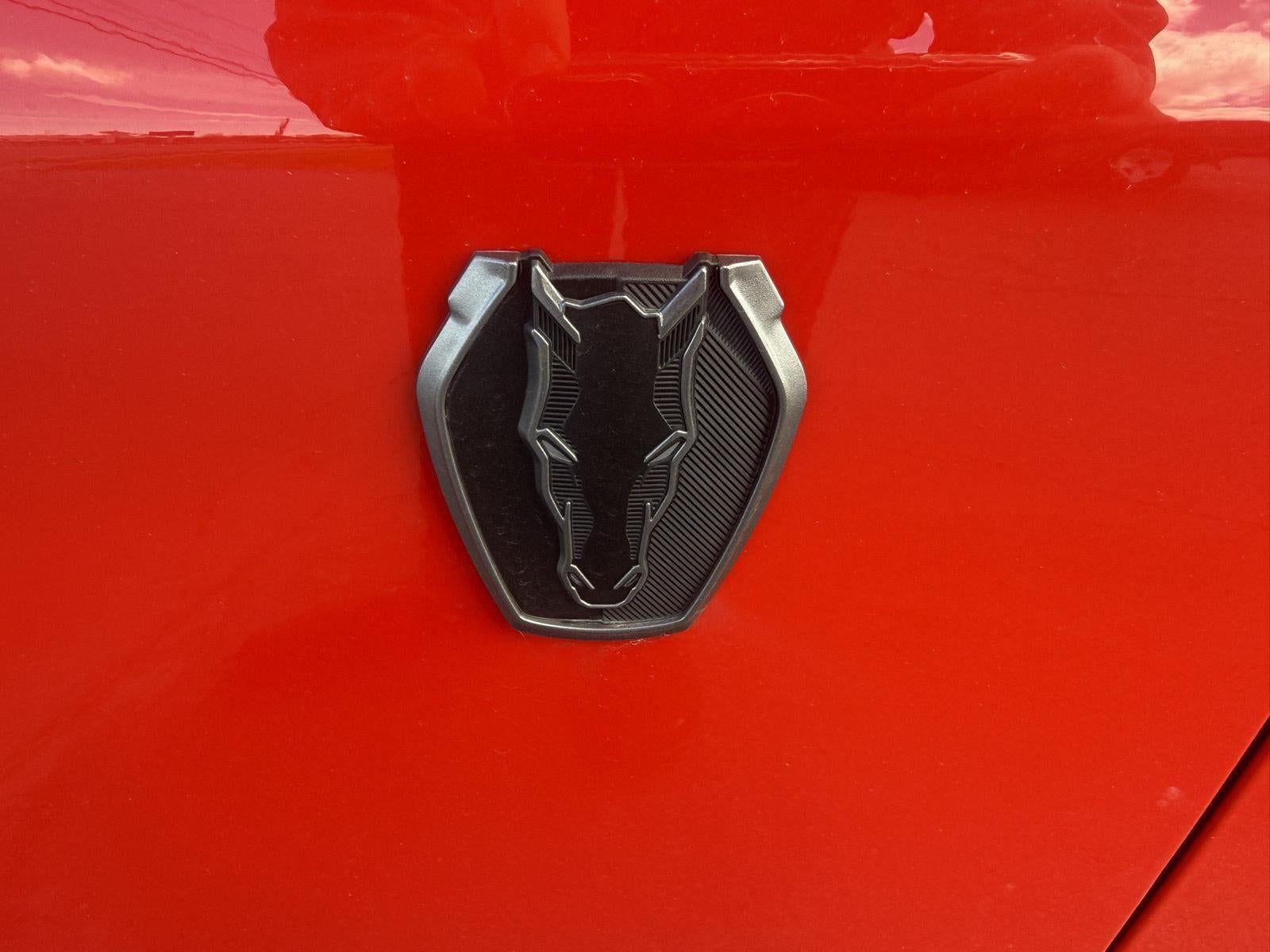 2025 Ford Mustang Dark Horse
