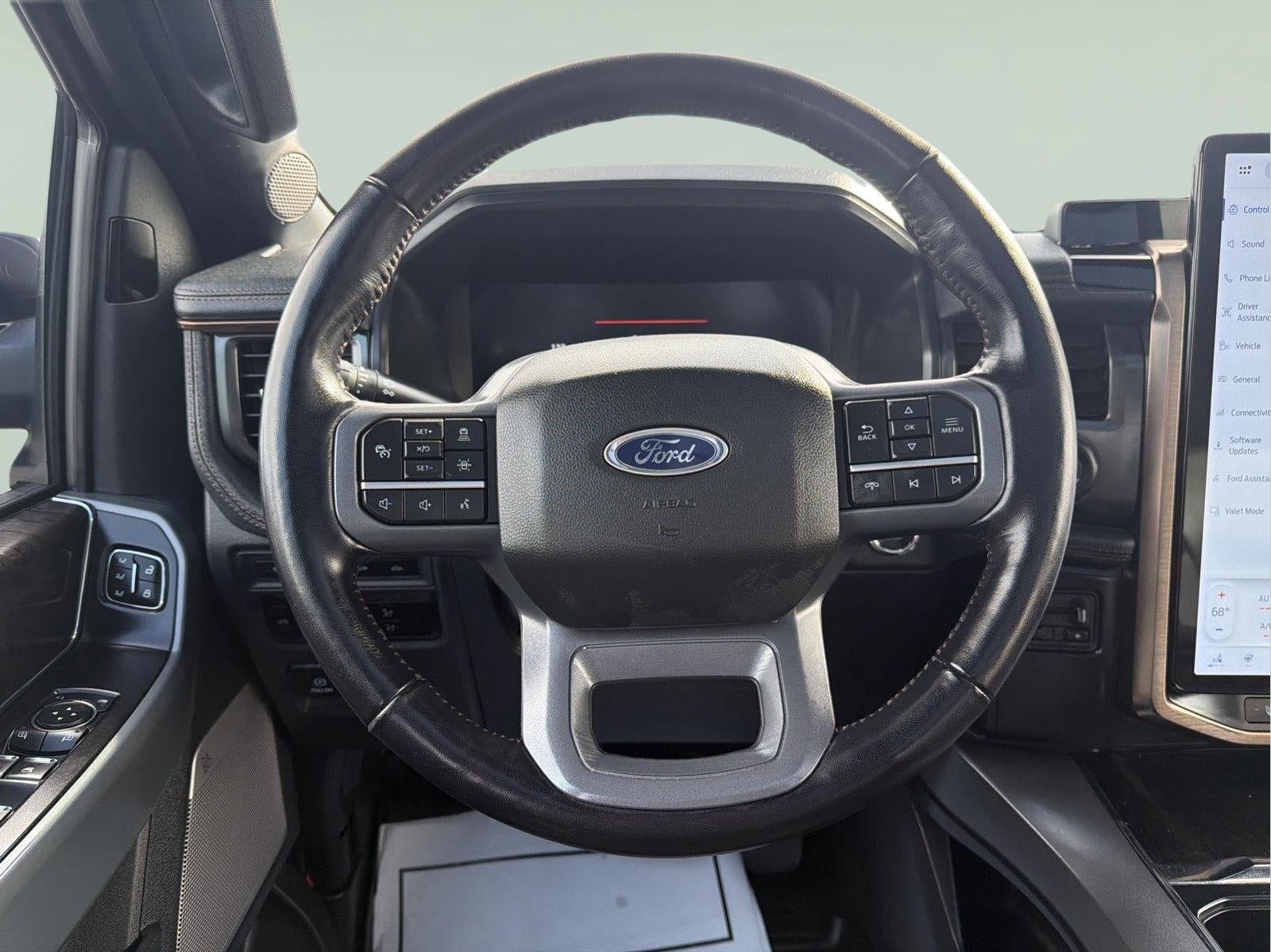 2023 Ford F-150 Lightning LARIAT