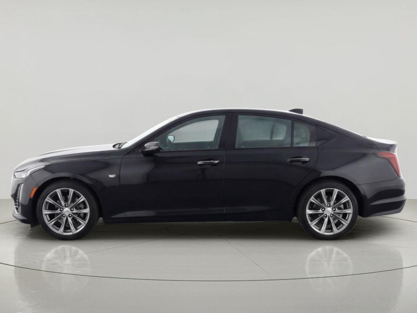 2022 Cadillac CT5 Sport