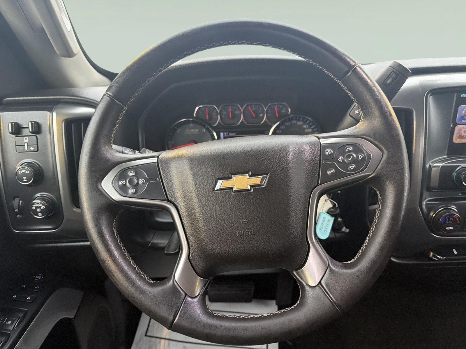 2017 Chevrolet Silverado 2500HD LT - Photo 11