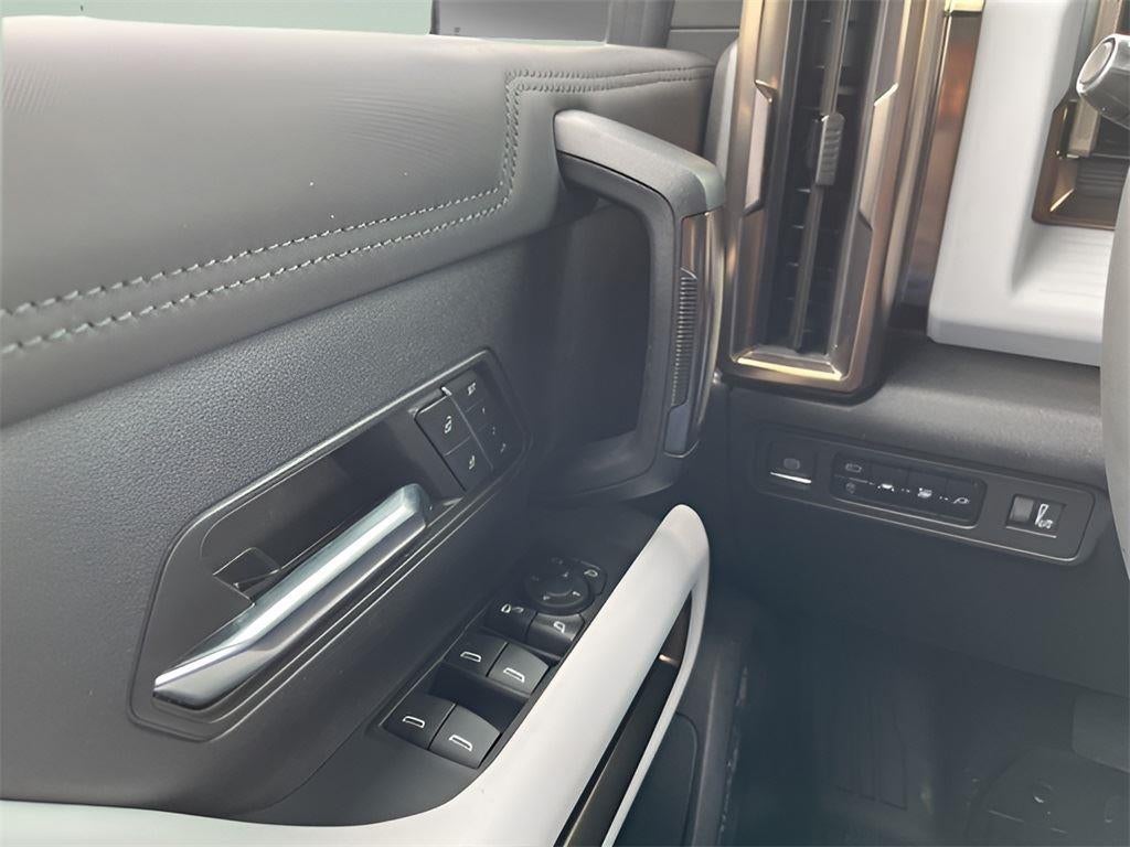 2024 GMC HUMMER EV SUV 2X