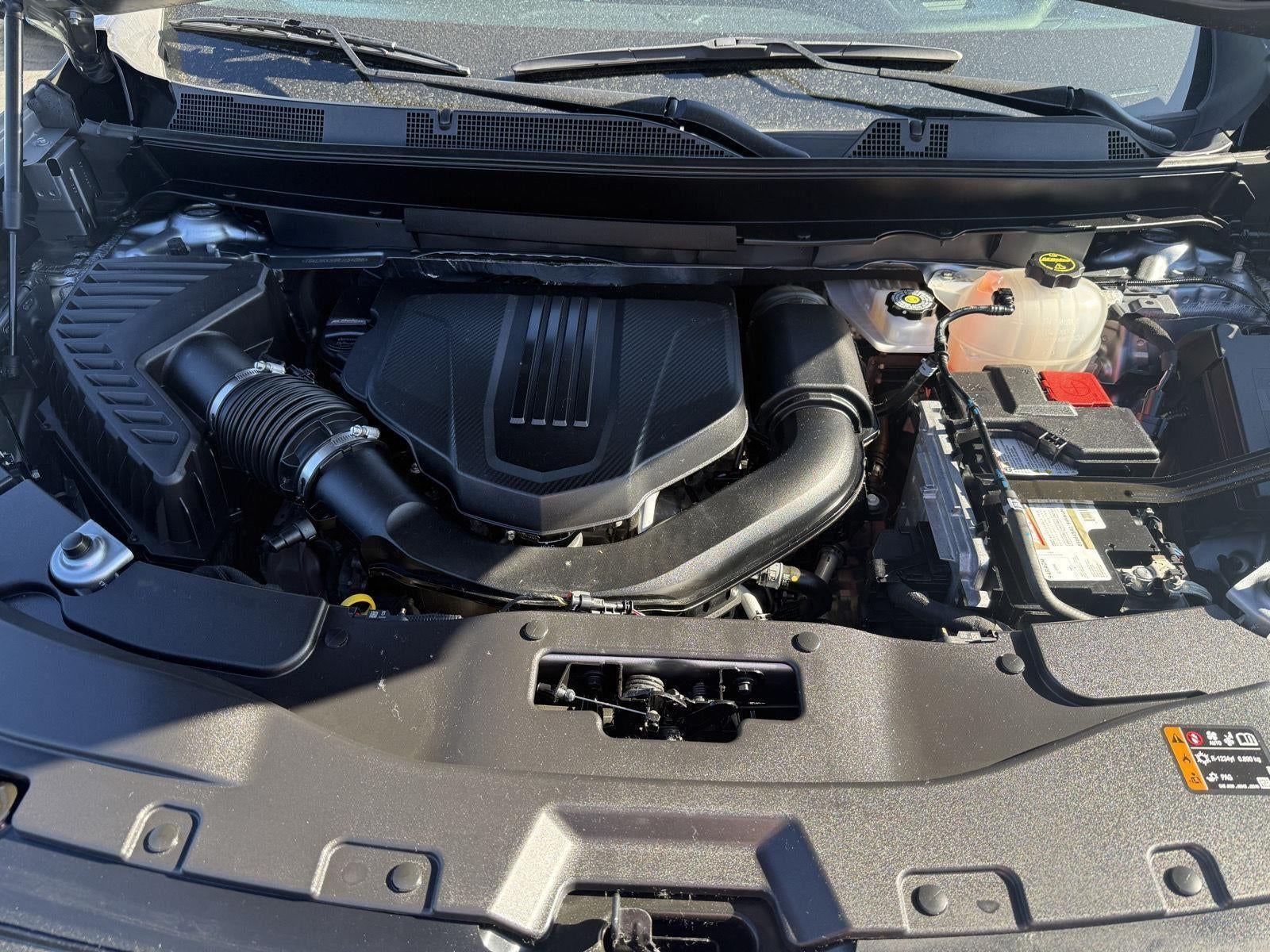 2024 GMC Acadia Elevation