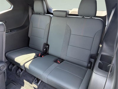 2025 GMC Acadia AT4