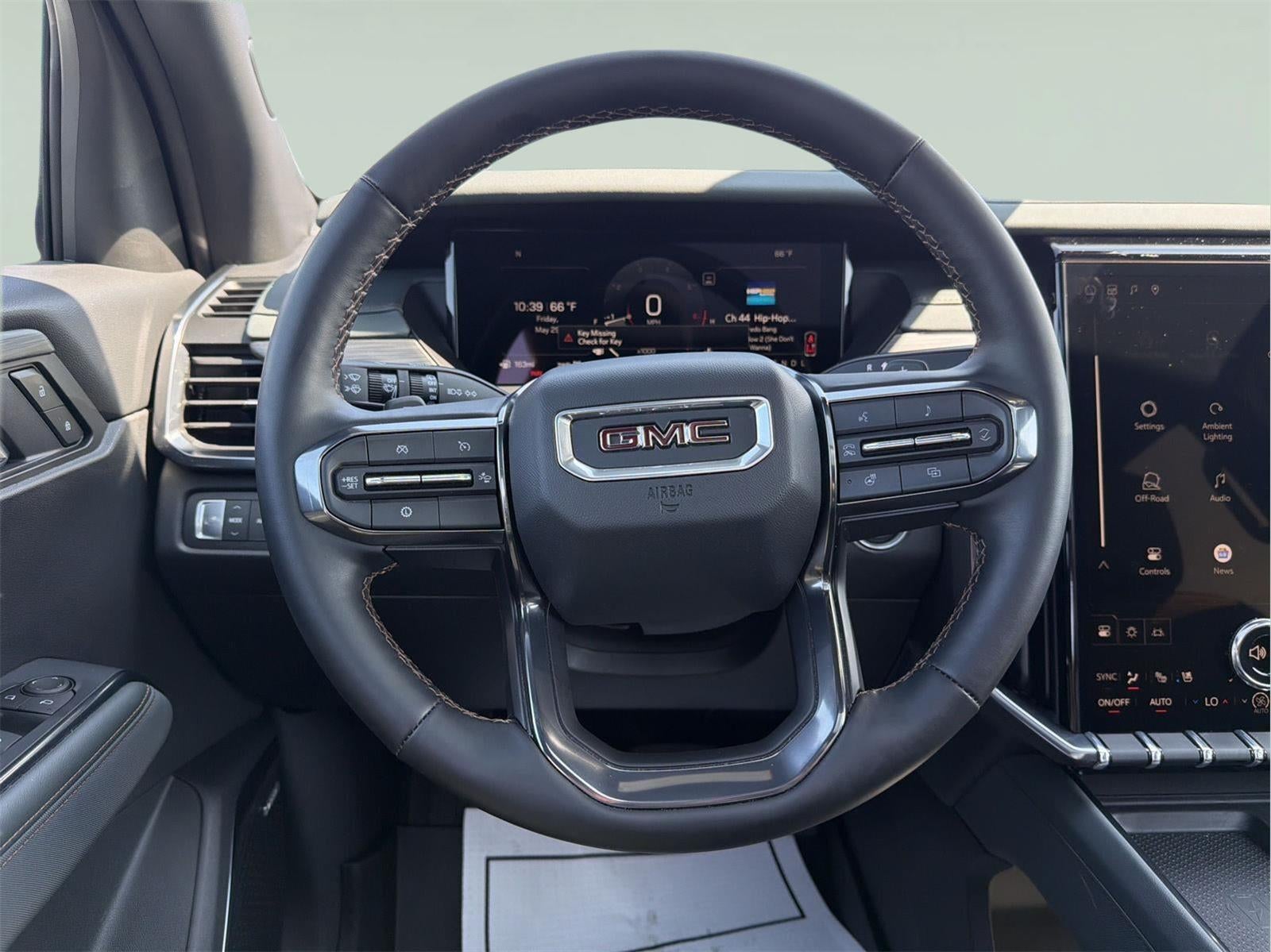 2025 GMC Acadia AT4