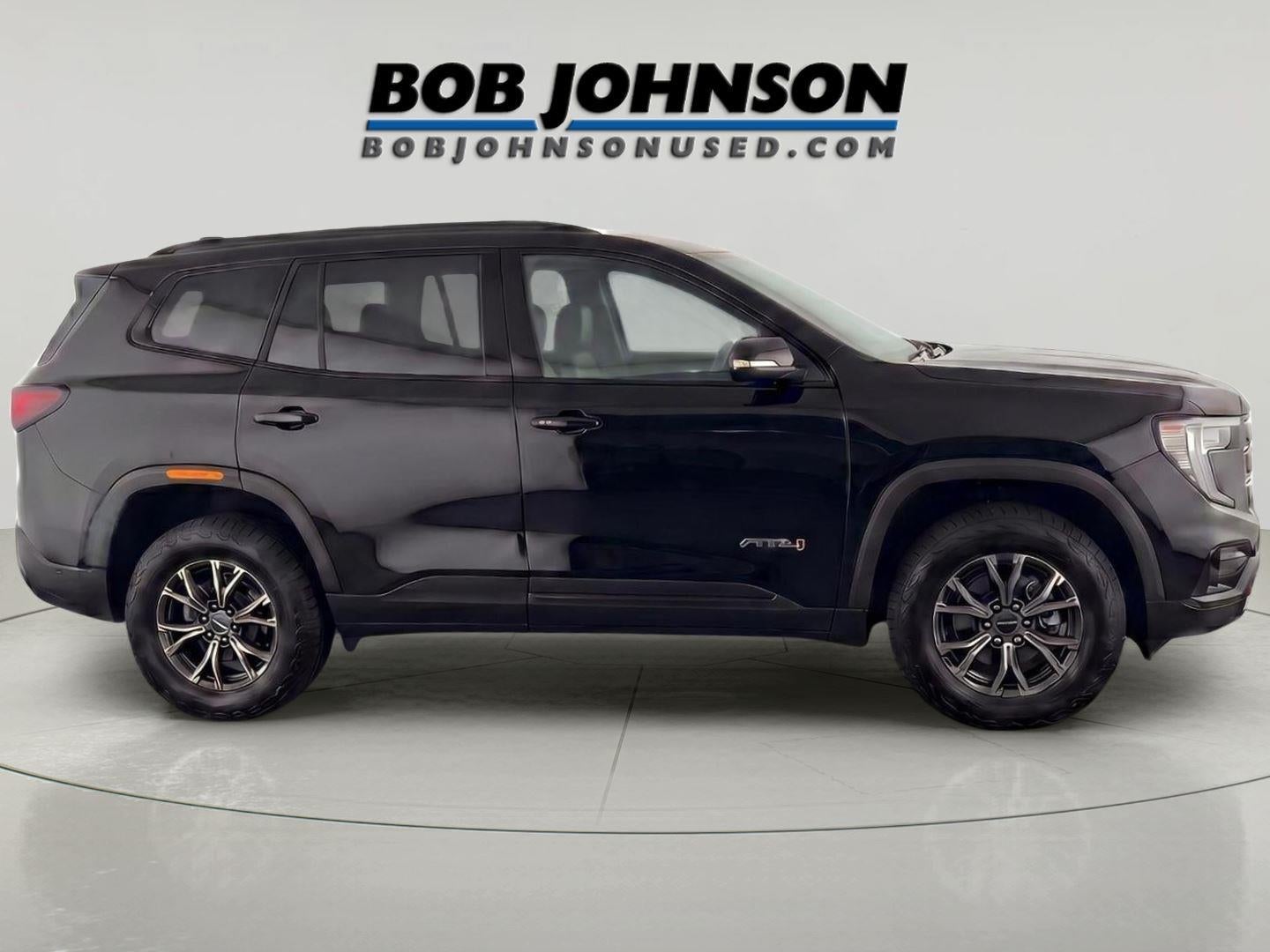 2025 GMC Acadia AT4