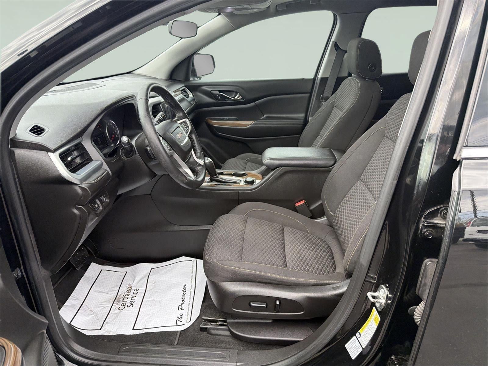 2017 GMC Acadia SLE